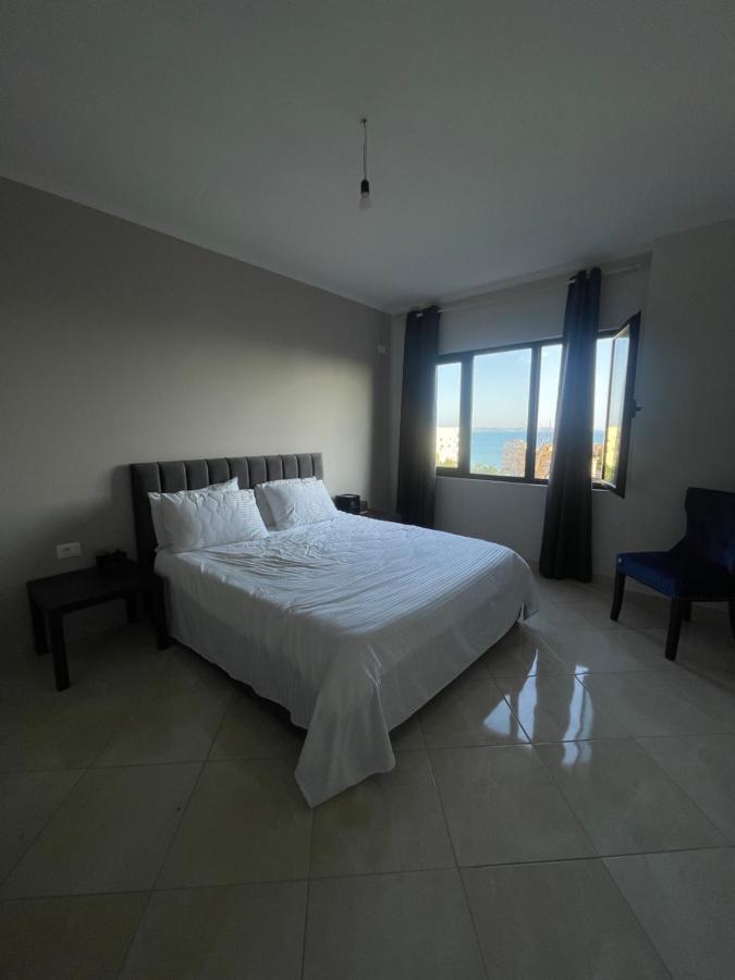 Nostalgic Sea View Apartments Durrës Eksteriør bilde