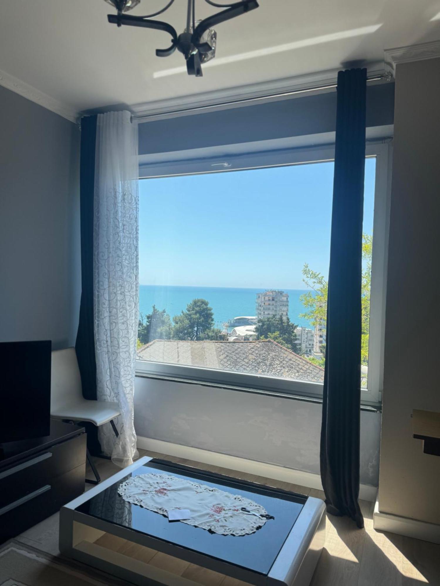 Nostalgic Sea View Apartments Durrës Eksteriør bilde